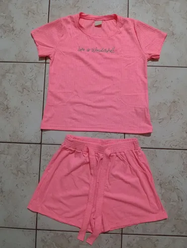 Conjunto rosa tamanho 16 anos rosa marca marmelada