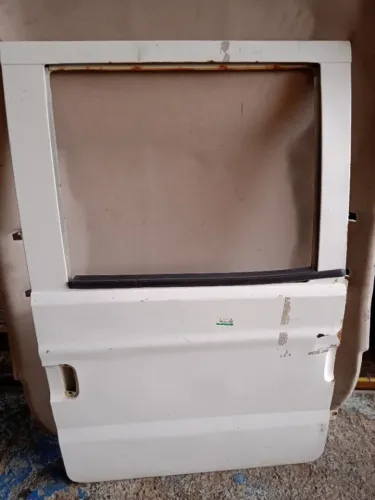 Porta de correr lado esquerdo towner pickup 2011 