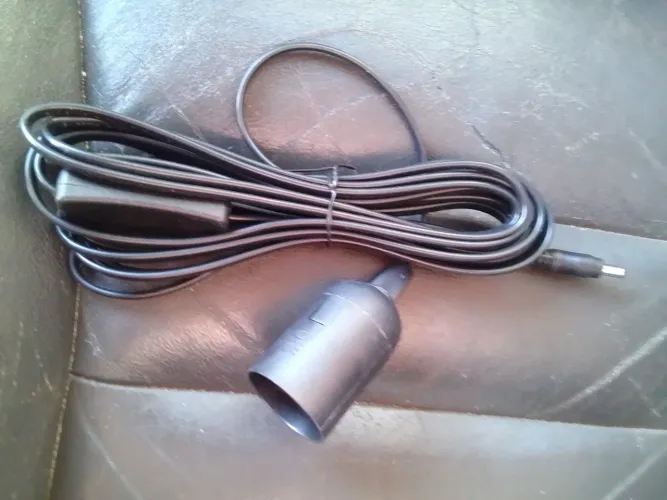 Kit Luminária 12 volts Pendente com Interruptor e Plug
