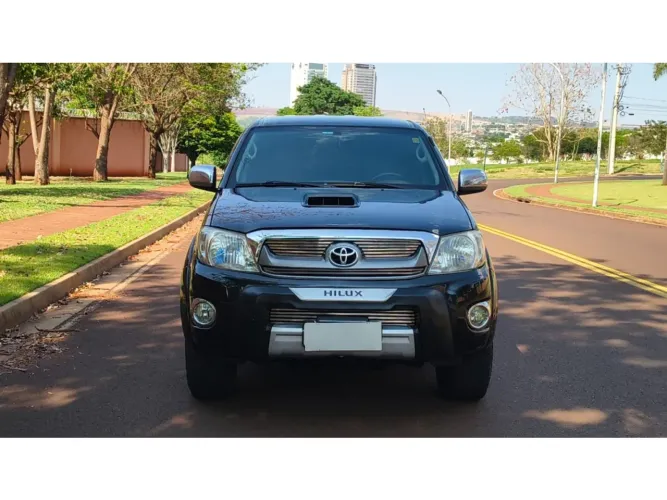 Toyota Hilux CD SRV D4-d 4X4 3.0 TDI Diesel AUT 2009