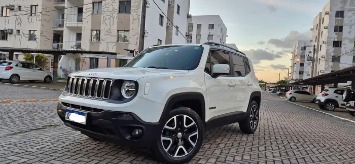 Jeep Renegade 4x2 2021/2021 à mais nova de Sergipe 