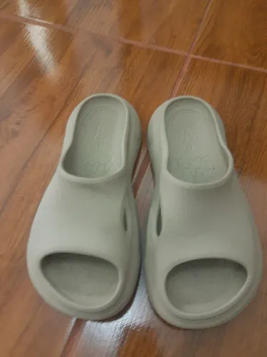 Chinelo nuvem 