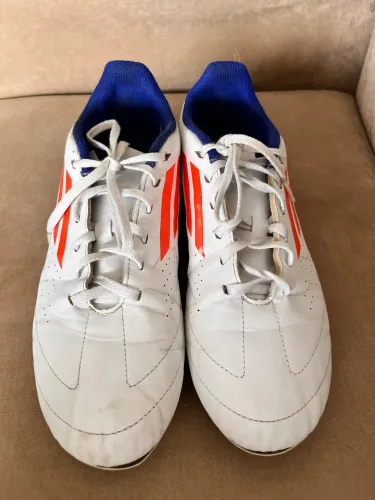 Marca: adidas Nome: Adidas F10 Modelo: Adidas F10 Adizero TF