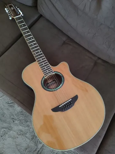 Violão 12 Cordas Yamaha APX700 tampo sólido