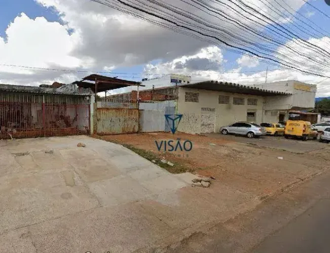 GRANDE OPORTUNIDADE PARA EMPREENDEDORES EM FRENTE A ESTAÇÃO DO METRO DE CEILANDIA!