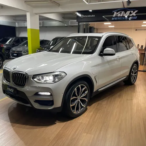 BMW X3 Xdrive 30E X-line Turbo Híbrido AU 2021