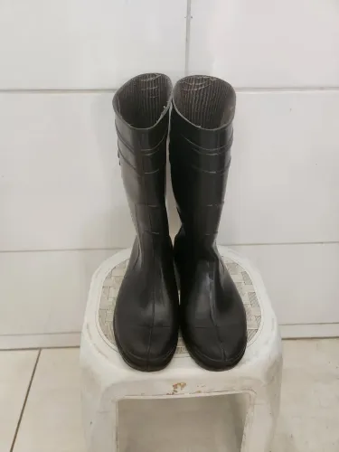 Bota Impermeável Para Motoqueiros Proteção Para Usar Na Chuva Em Ótimo Estado 