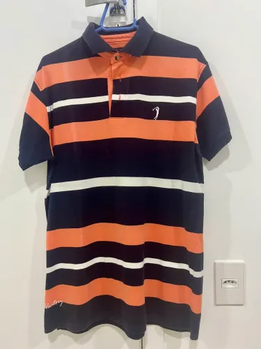 Camisas Masculina de Marca Usadas e Conservadas 