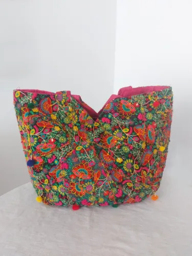 Bolsa de Ombro Bordada