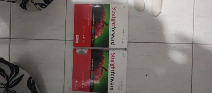Kit Livro de Inglês Strainghforward