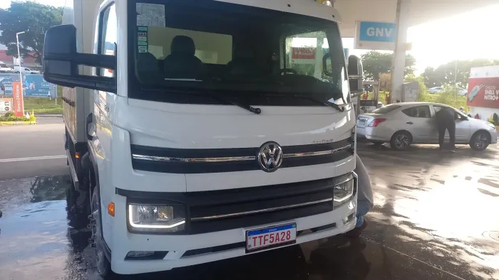 Ofereço me para trabalhar como motorista profissional. Com entrega ou viagem, sou benfica 