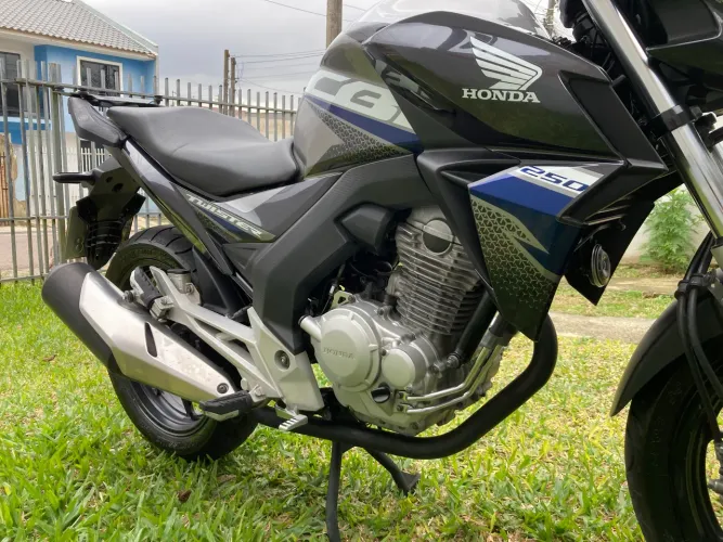 CB TWISTER 250 19/20
