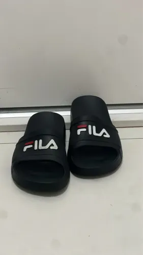 Chinelo FILA usado uma única vez , tamanho 35/36