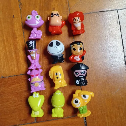 Lote de 12 Gogos Disney