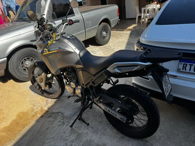 Tenere 250