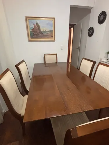 Mesa de Jantar com 6 cadeiras