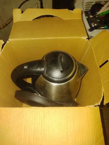 Chaleira elétrica 