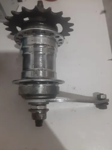 Cubo contra petal velosteel