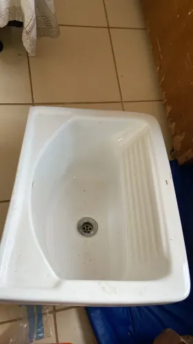 Tanque de louça 