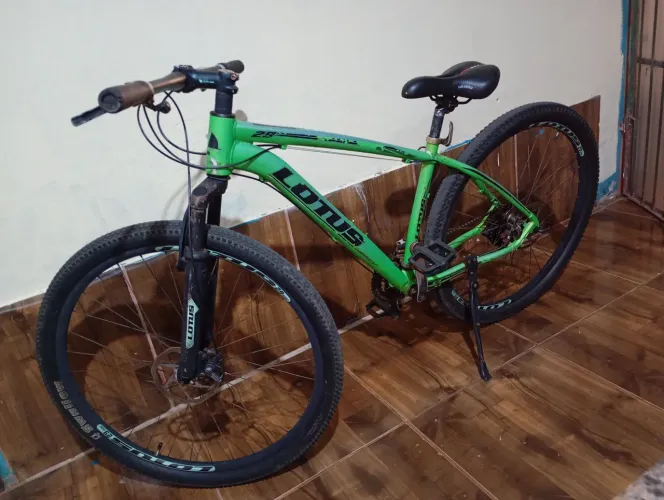 Vendo bicicleta lótus aro 29