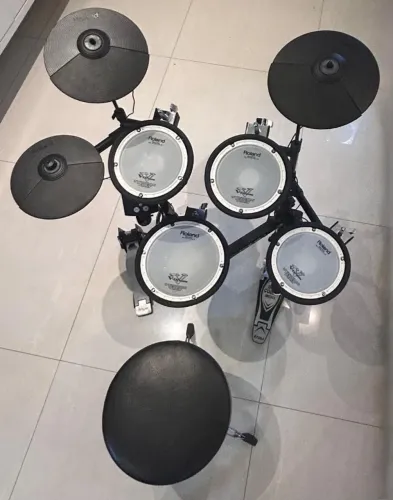Bateria Eletrônica Roland TD1K