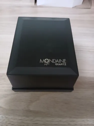 ESTOJO ORIGINAL DE RELÓGIO MONDAINE QUARTZ DA DÉCADA DE 70