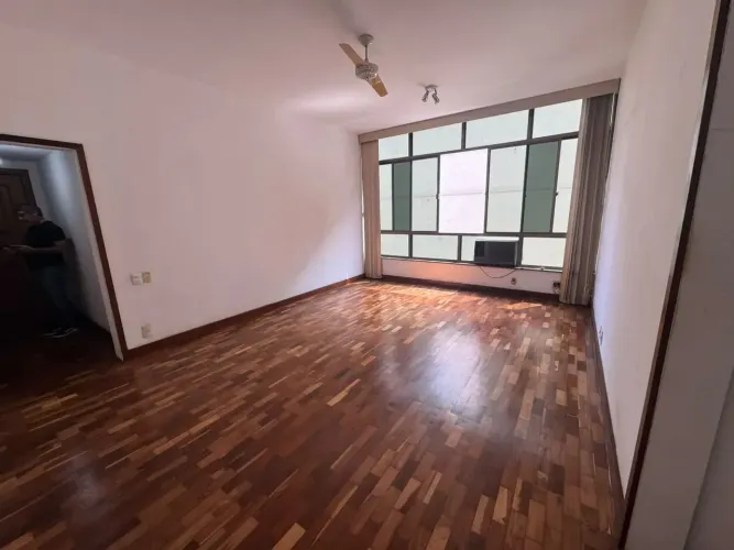 APARTAMENTO à venda 3 QUARTOS, 90m² NO BAIRRO DE COPACABANA