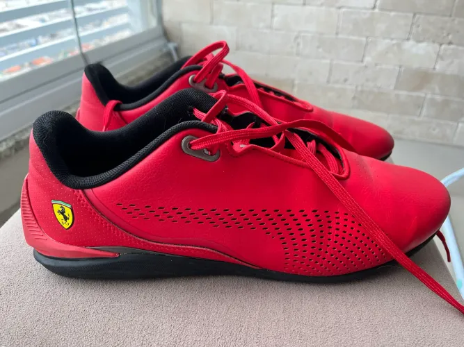 Tênis Puma Drift Cat Scuderia Ferrari