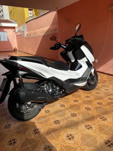 Zontes 350E scooter