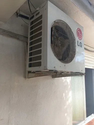 Ar LG 9000 Btu em ótimo estado