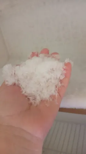Vendo geladeira antiga gela muito bem