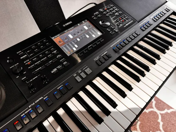 Teclado Arranger Workstation Yamaha PSR SX 900