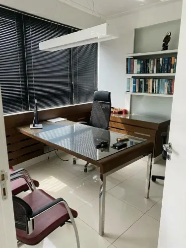 Alugo Sala Comercial - Renascença Mobiliada.