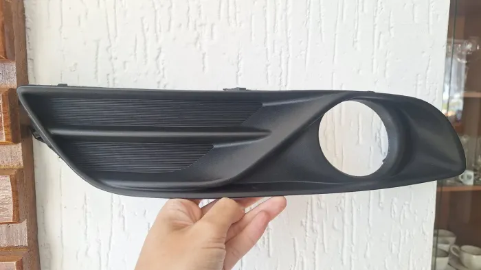 Grade farol de milha Nissan sentra 2015
