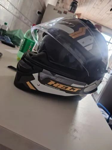 Capacete novo