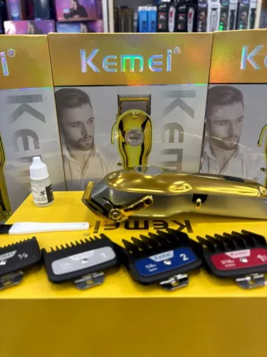 Máquina recarregável pra cortar cabelo Kemei 1986
