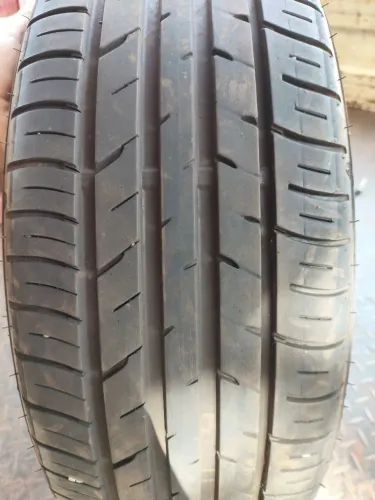 Pneu 185/55R16 semi novo
