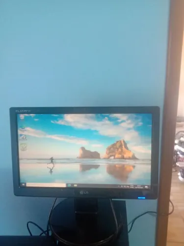Monitor 16" windesceeen