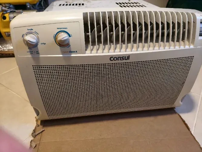 Ar condicionado 7500 BTU Consul de Janela 
