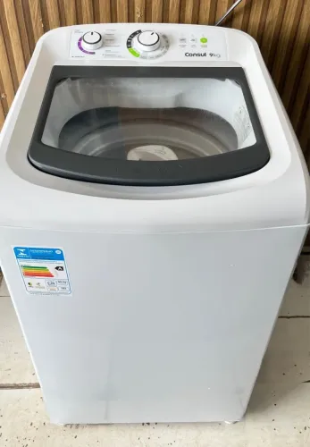 VENDO MÁQUINA DE LAVAR CÔNSUL 09 KG SEMI NOVA