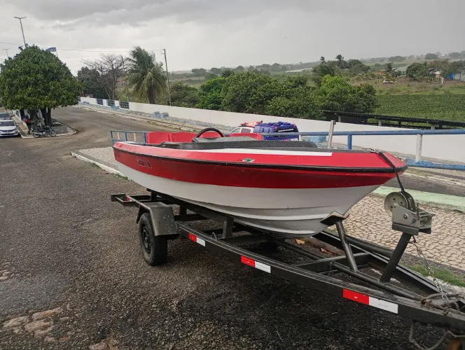 Lancha cobrinha super nova 