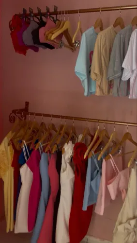 Arara de roupas 