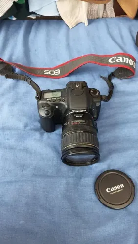 Camera boa em otimo estado com 1 lente super top