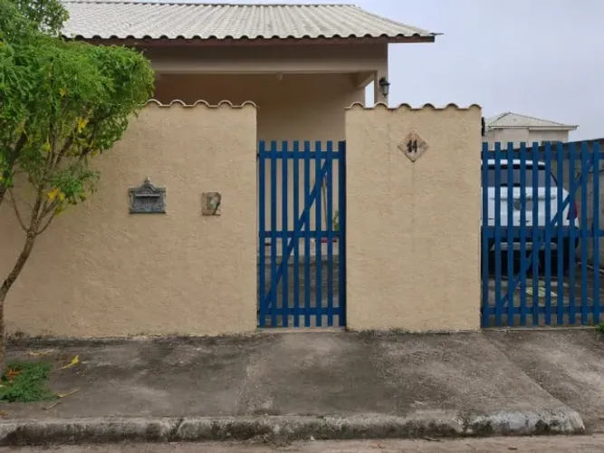 VENDO PORTÂO DE MADEIRA