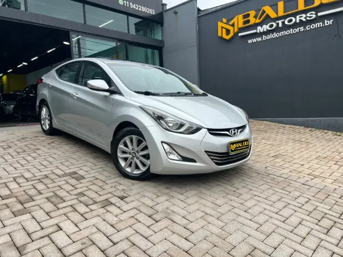 Hyundai Elantra 2.0 16V Flex Aut. 2015