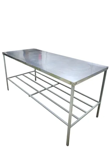 Mesa com tampo em inox semi-novo