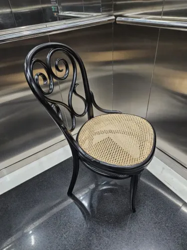 Cadeira Thonet Original Restaurada.