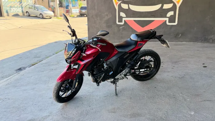 YAMAHA FAZER 250 cc