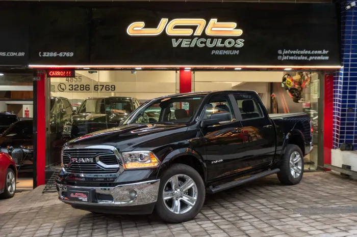 Ram Classic R/T 5.7 CD V8 4X4 Aut. 2023