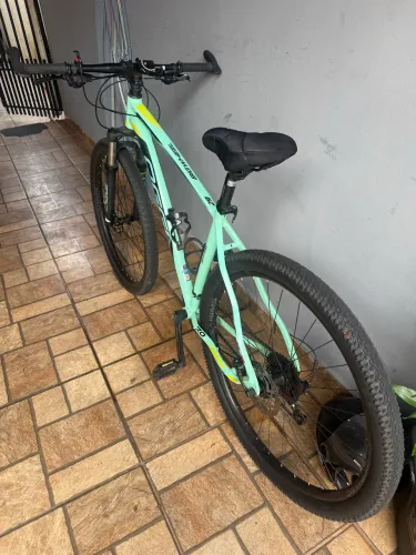 Bicicleta Oggi 7.0 tamanho 19